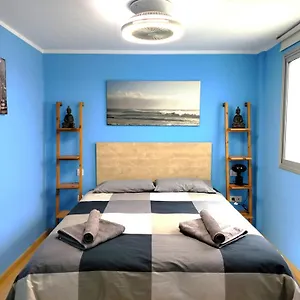 https://sunny-apartment-near-las-canteras-beach.in-canary-islands.com