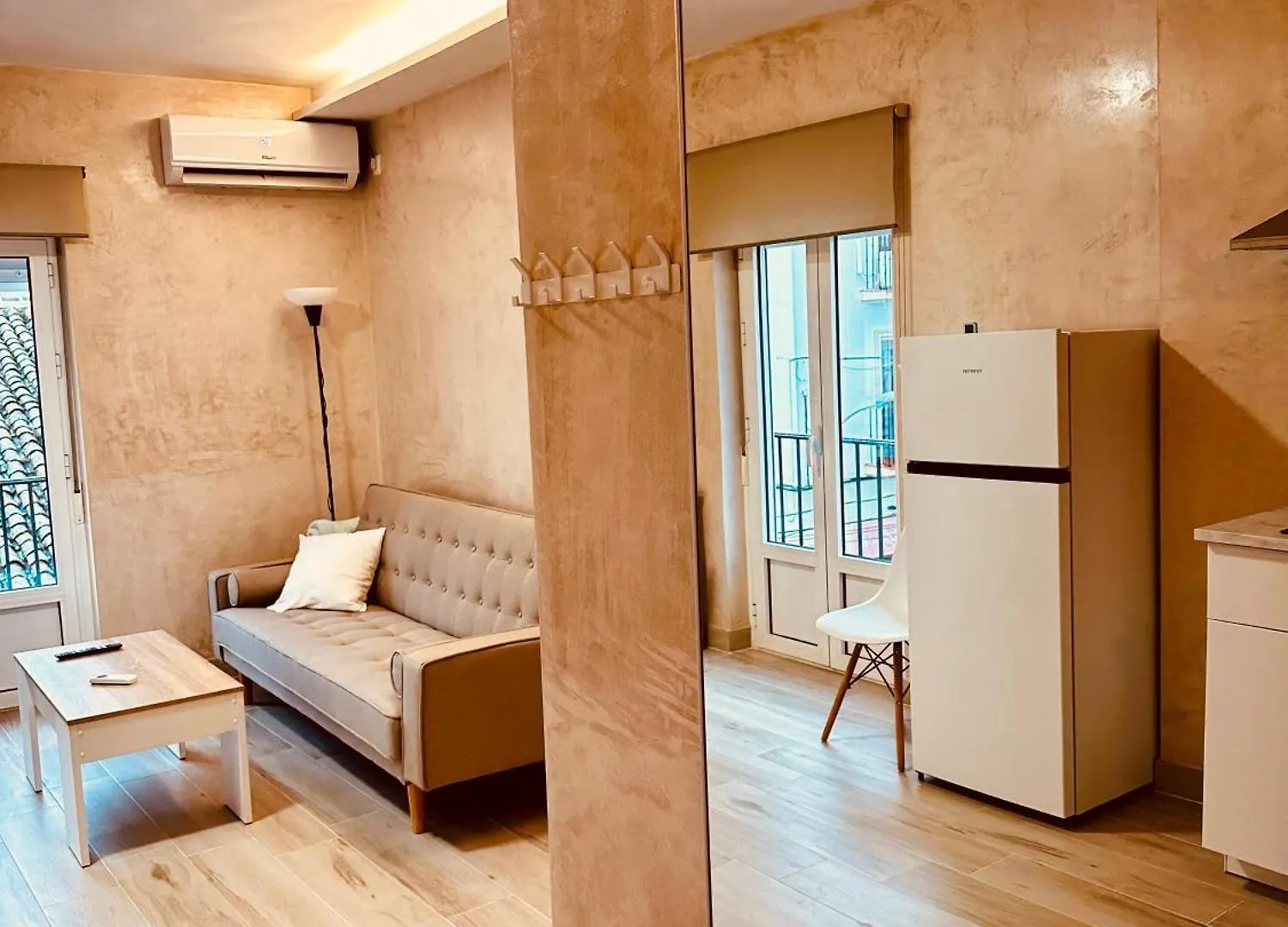 Cherry Jacuzzi Apartment Ronda
